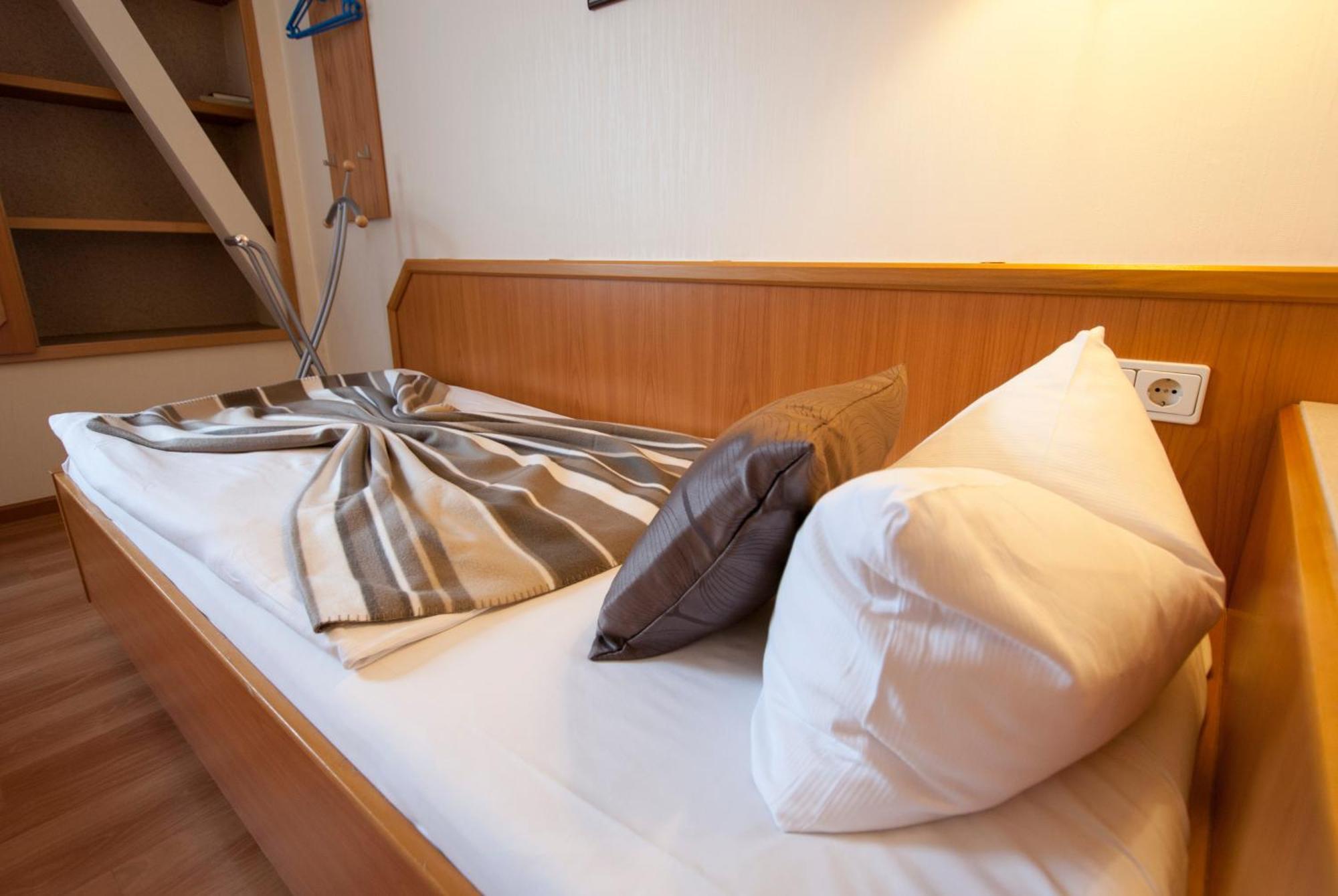 Hotel Excelsior Кассель Номер фото