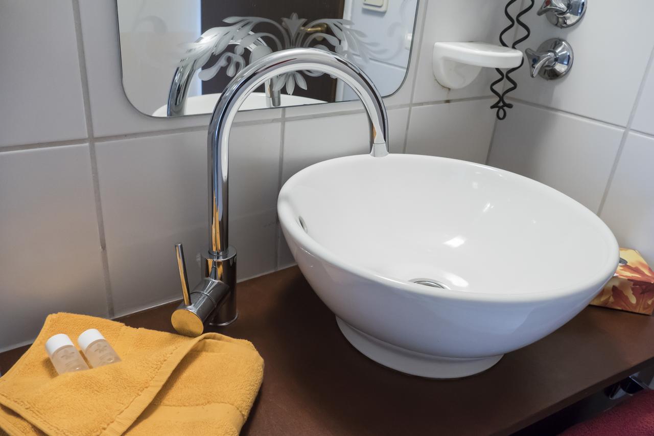 Hotel Excelsior Кассель Екстер'єр фото