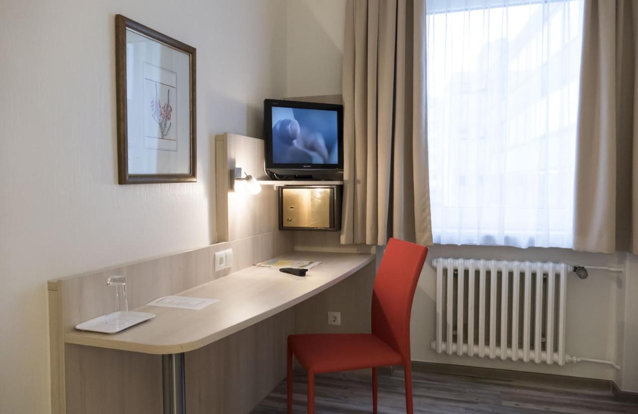 Hotel Excelsior Кассель Екстер'єр фото