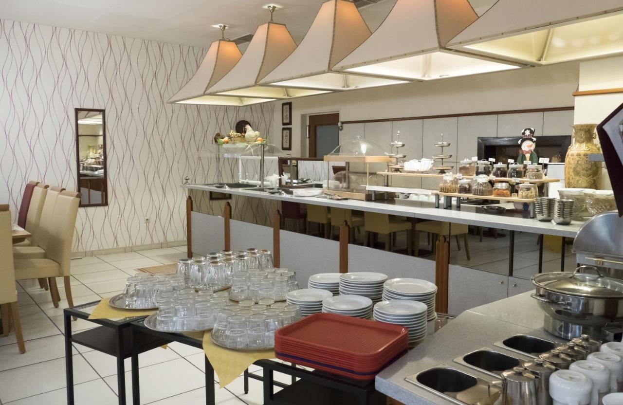 Hotel Excelsior Кассель Екстер'єр фото